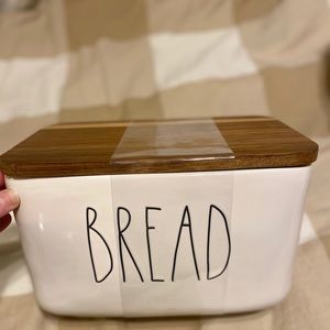 Rae Dunn Bread holder